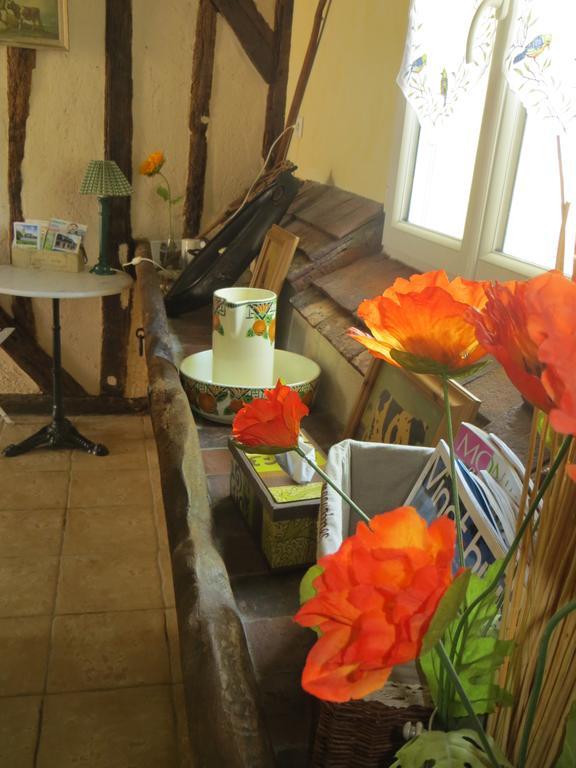 Bed and Breakfast Les Logis Du Breuil Marchéville Exteriér fotografie